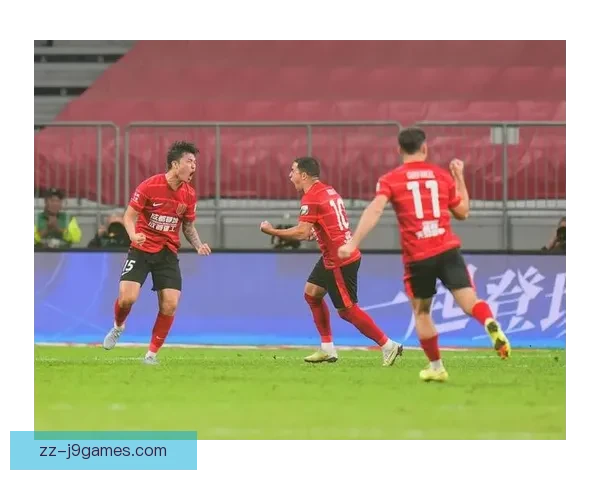 中超焦点:九支俱乐部负分起步 成都蓉城凭首轮胜场暂居榜首 中超焦点:九支俱乐部负分起步 成都蓉城凭首轮胜场暂居榜首