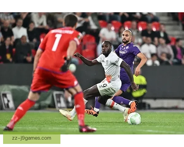 吉达联合豪掷重金签下利物浦铁腰法比尼奥中场格局或迎巨变新时代